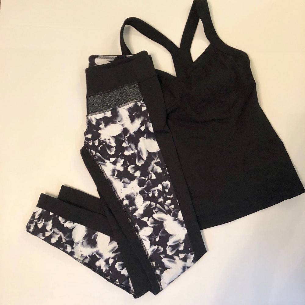 Zella live in floral leggings